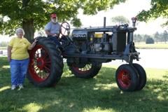 Farmall F-20